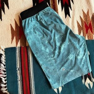 Lululemon men’s shorts